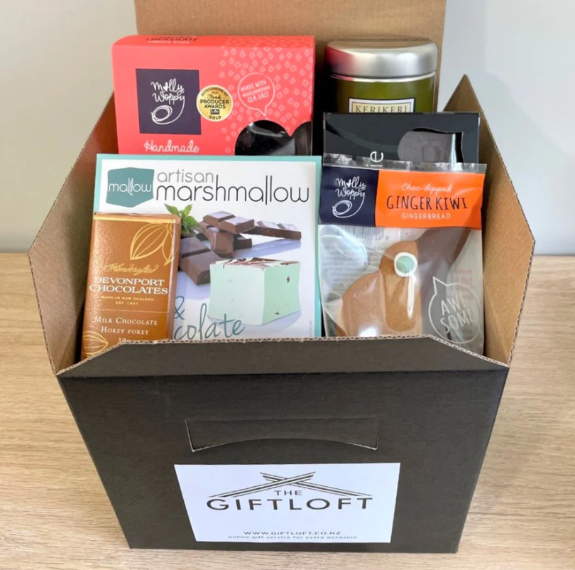 Afternoon Tea Sweet Treats Hamper | Gift for Him & Her | The Gift Loft ...