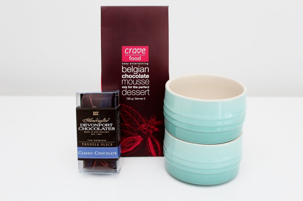 Le Creuset Stackable Ramekins & Chocolate Mousse Dessert Hamper